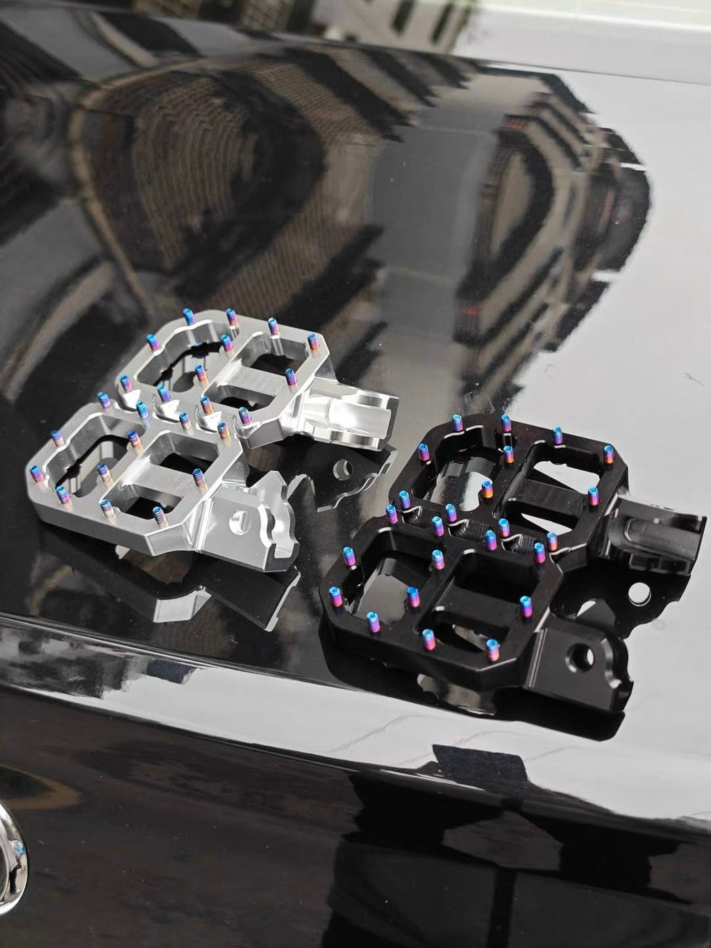 Wide Pegs